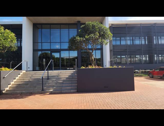 1,679M² OFFICE TO LET IN SOMERSET PARK